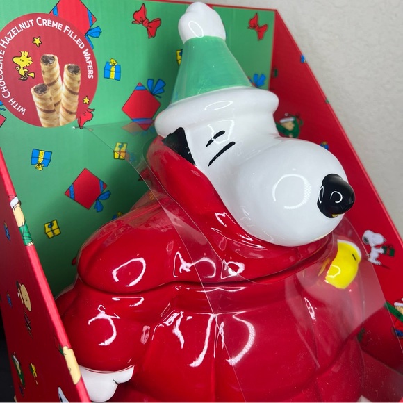 Peanuts | Holiday | New Peanuts Christmas Snoopy In Puffer Jacket ...